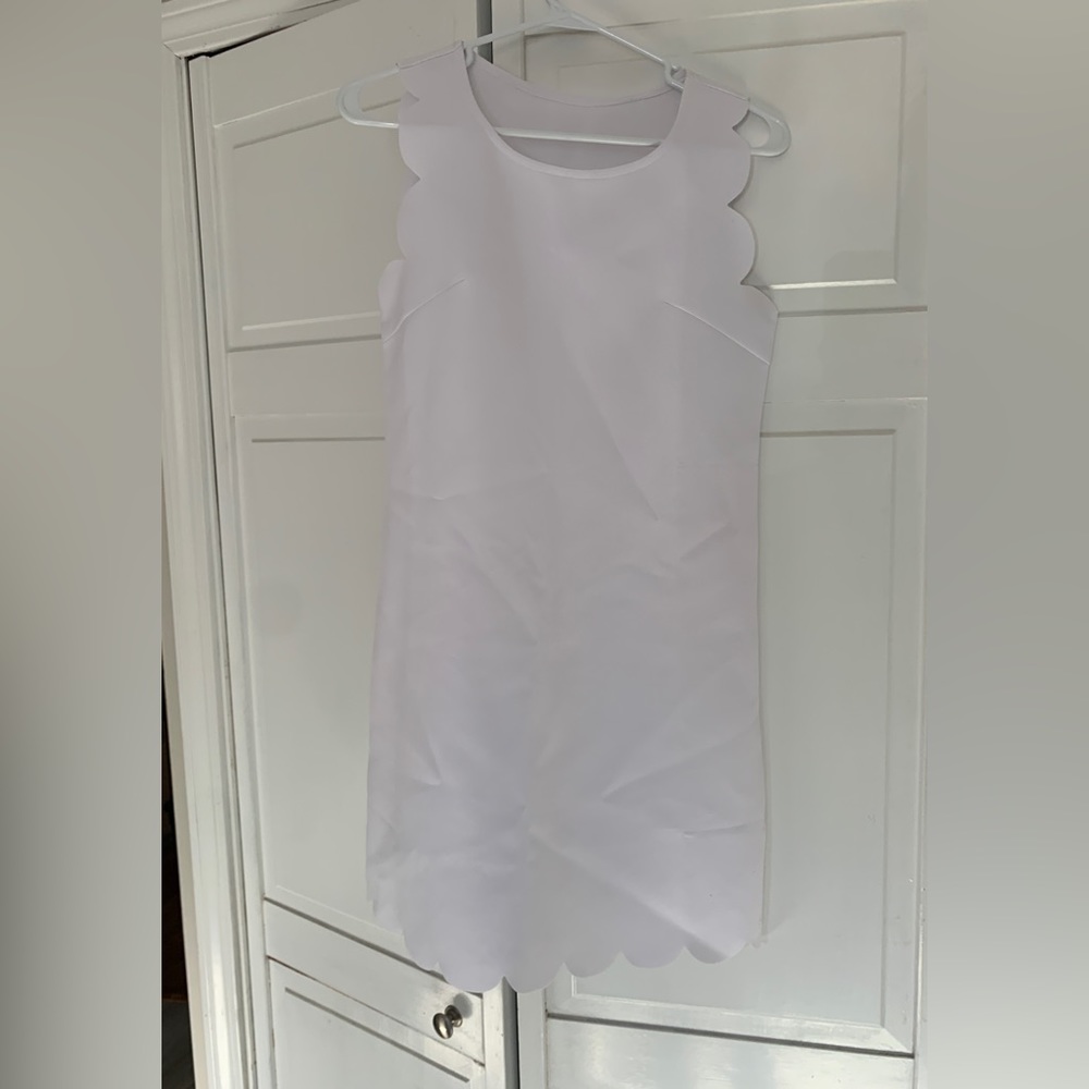 Scalloped sleeved white dress size medium